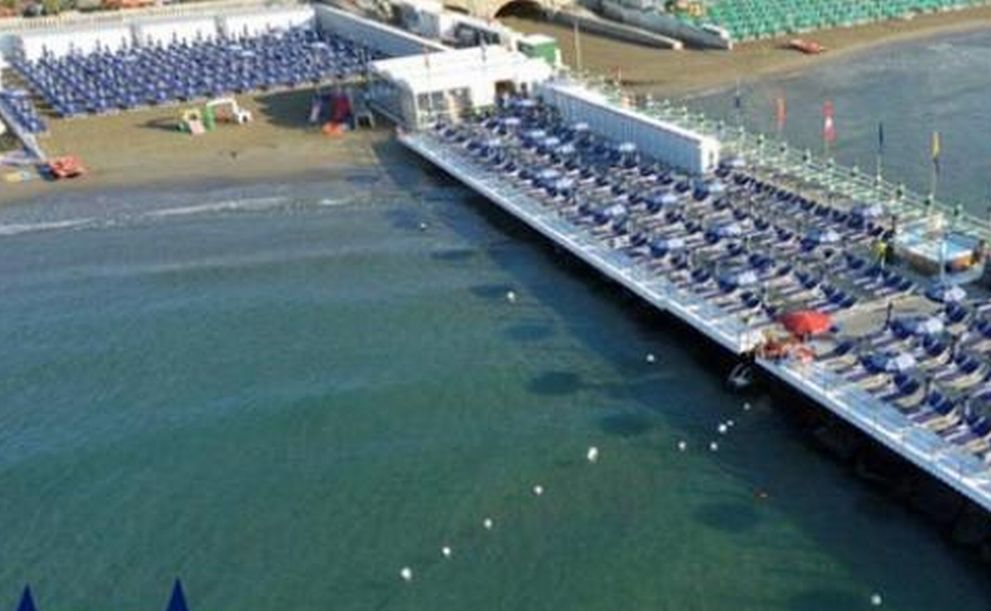 Sabato ai Bagni Nettuno di Diano Marina c’è Il “Golden Party” con lo scopo di acquistare materiale ed attrezzature ad uso pediatrico