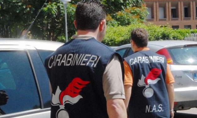 Copiosi controlli dei Carabineiri al mercato di Ventimiglia