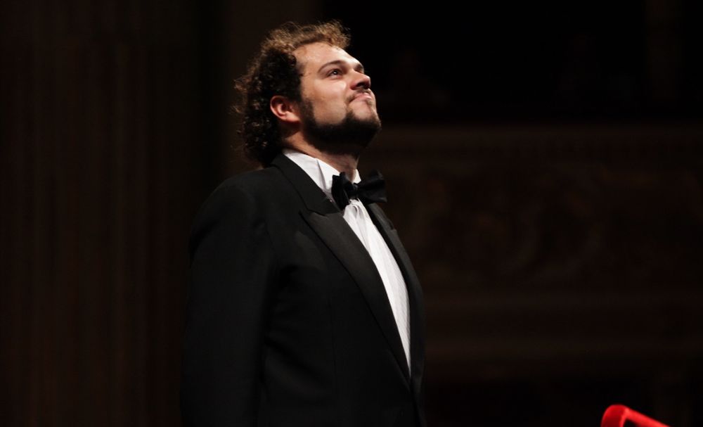Giovedì il baritono tortonese Filippo Polinelli ritorna in città per un concerto