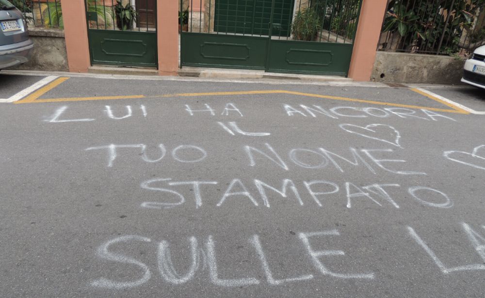 Una dichiarazione d’amore scritta sulle strade di San Bartolomeo al Mare