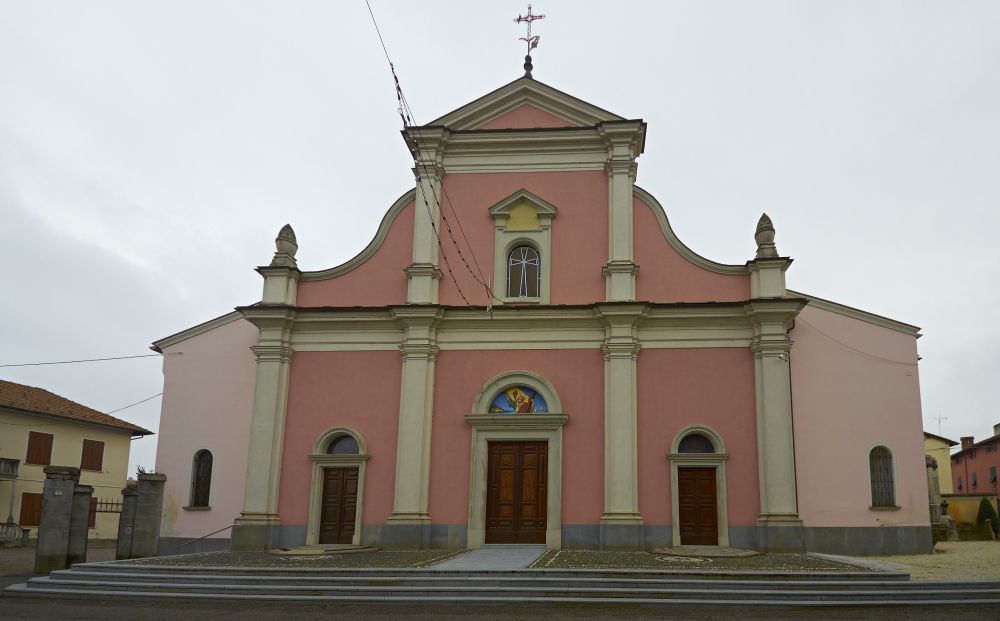 A Basaluzzo è arrivato il nuovo parroco: è don Graziano Pepe