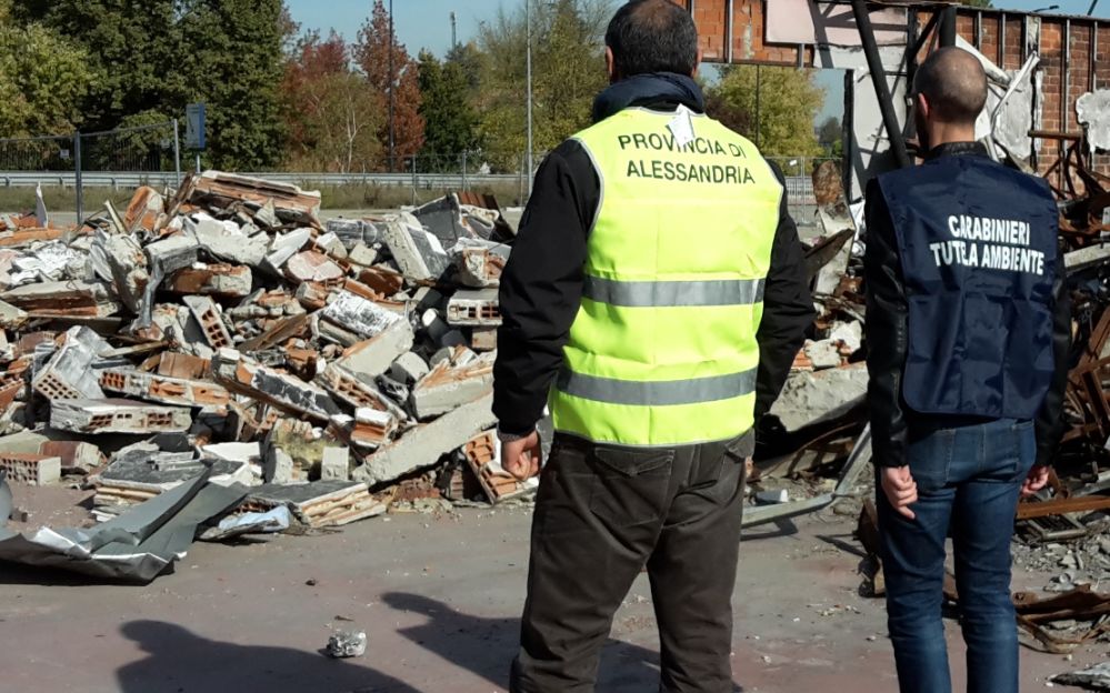 Imprenditore di un impianto di materie plastiche denunciato dai Carabinieri del Noe di Alessandria