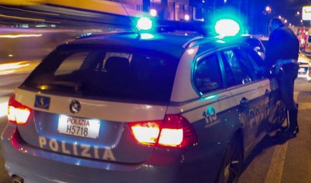 Fermo in coda, scende dall’auto e cade nel vuoto nell’ovadese