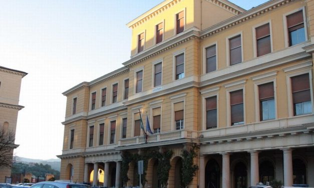 Dichiarazione di accompagnamento per minori a Imperia: Nuova modalità di richiesta online