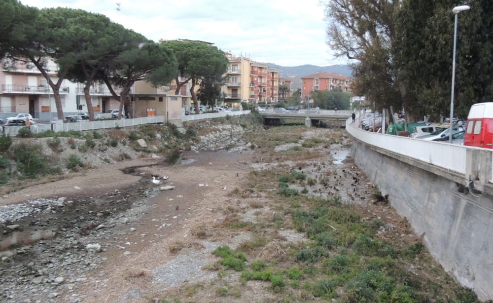 Il Comune di Diano Marina ha approvato i lavori di pulizia del torrente Evigno, il più grande della città
