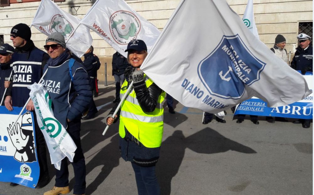 La Polizia Municipale di Diano Marina a Bari per incontrare il presidente Anci per la riforma dei Vigili Urbani