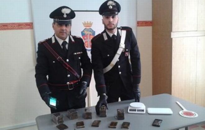 I carabinieri di Casale Monferrato sequestrato 3 Kg di hashish e arrestato un marocchino