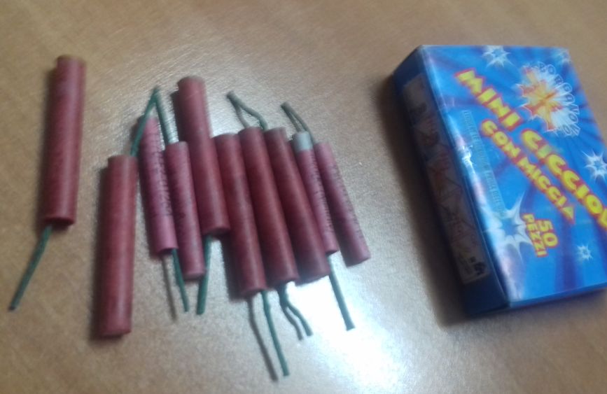 Serravalle Scrivia: venduti petardi a minorenni, scatta la denuncia