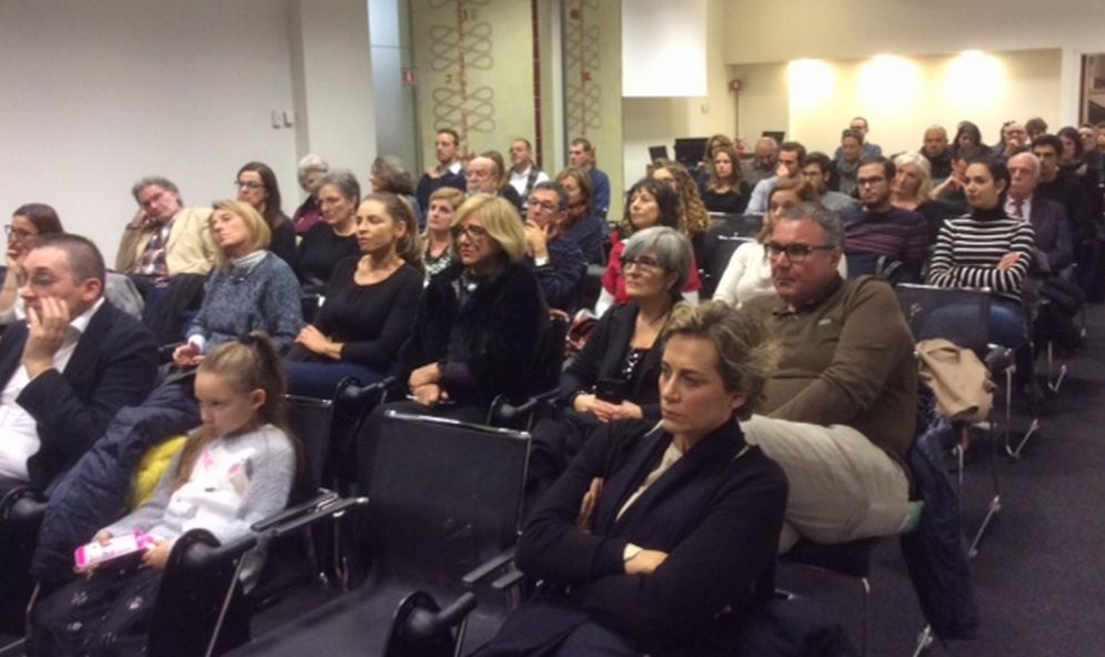 Tortona, le sorelle Pianzola brillano a Milano: successo tortonese a Bookcity 2017 in Piazza Affari