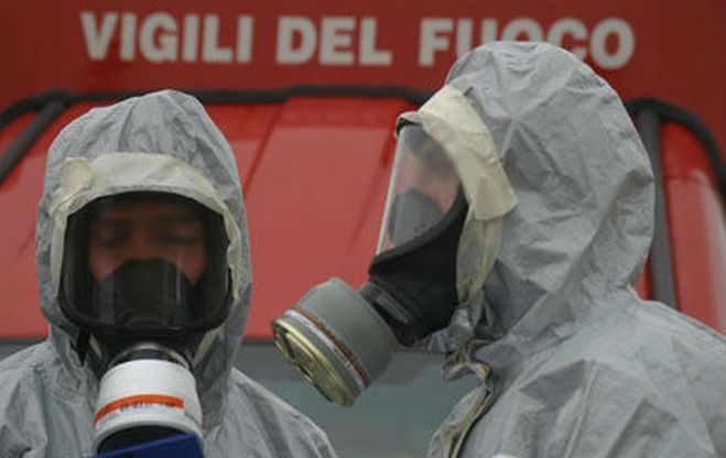 Polvere sospetta in una busta alle Poste di Imperia, dipendenti di una ditta di olio sotto la doccia e mobilitazione