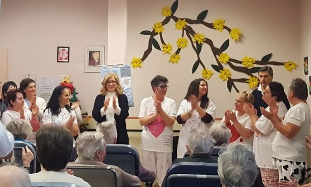 Festa di Natale nella casa di riposo “Balduzzi” di Castelnuovo scrivia