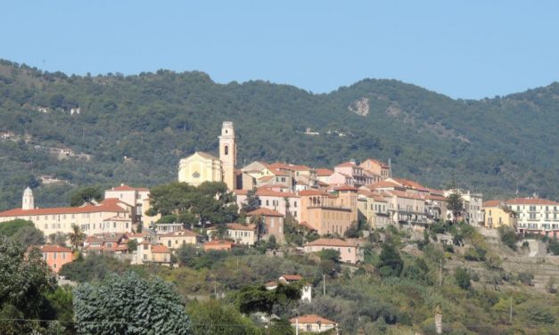 Venerdì e sabato due concerti a Diano Castello con la Corale  diretta dal maestro Nicholas Tagliatini