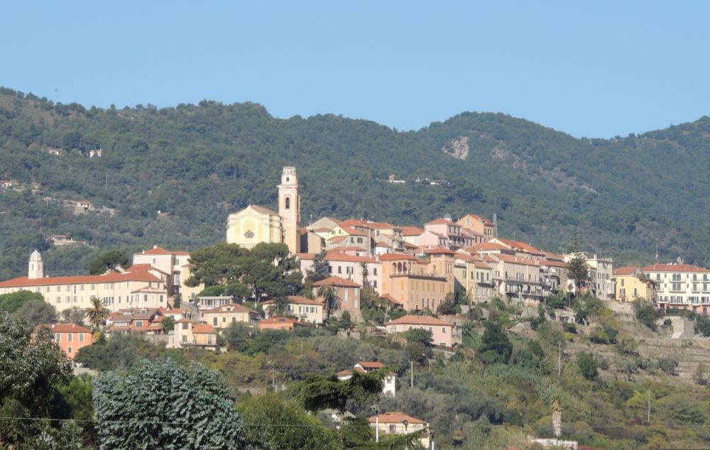 Venerdì e sabato due concerti a Diano Castello con la Corale diretta dal maestro Nicholas Tagliatini