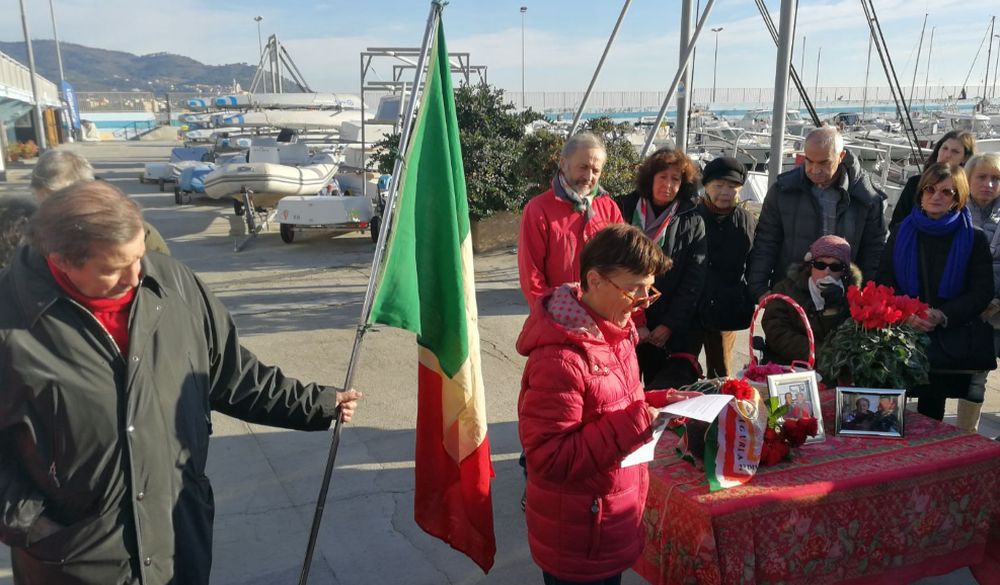 Disperse in mare le ceneri della partigiana dianese Mina Garibaldi
