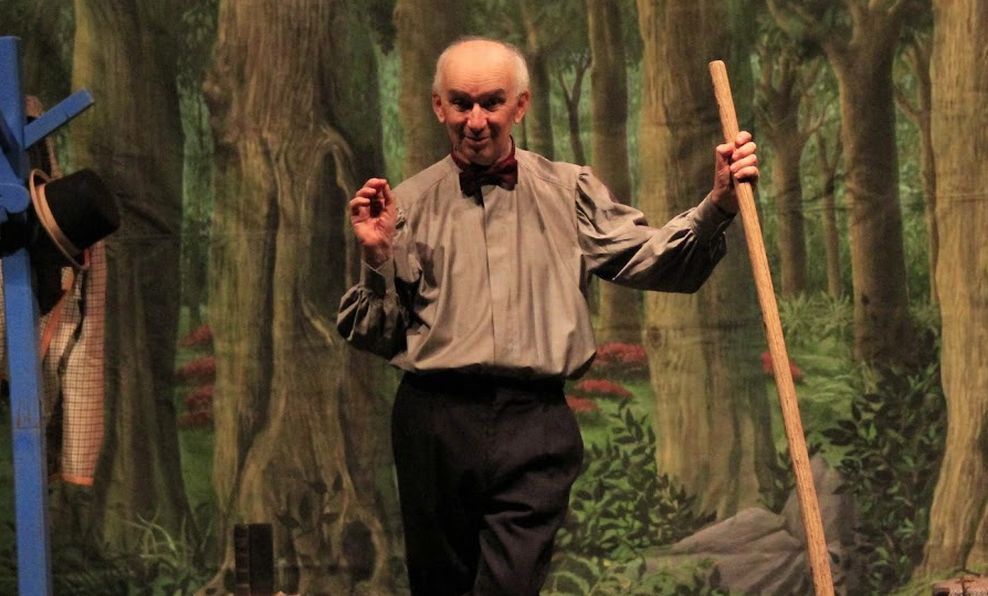 Venerdì in scena al Teatro SOMS di Bistagno il “caso mediatico” Improvvisazioni di un attore che legge”