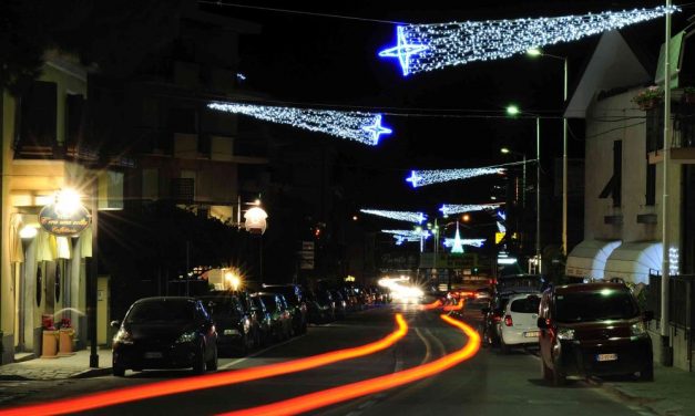 A San Bartolomeo al mare già al via l’allestimento delle luminarie natalizie