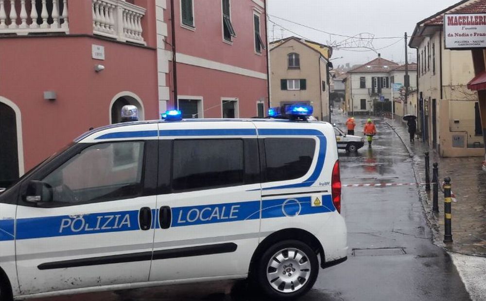 Le strade di Diano Marina più sicure col nuovo etilometro della Polizia Municipale