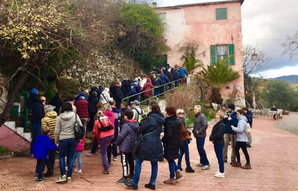 A San Bartolomeo 100 persone hanno festeggiato a San Silvestro e poi camminato a Capodanno nell’entroterra ligure