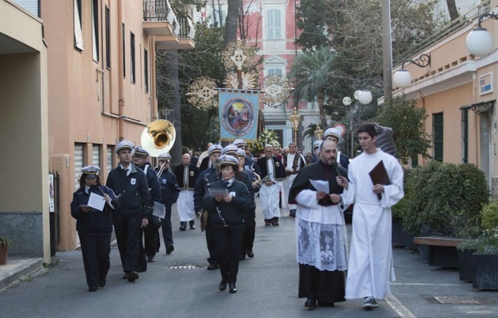 Diano Marina, reportage fotografico di Tommaso Di Gennaro sulla festa di Sant’Antonio Abate con le immagini più suggestive