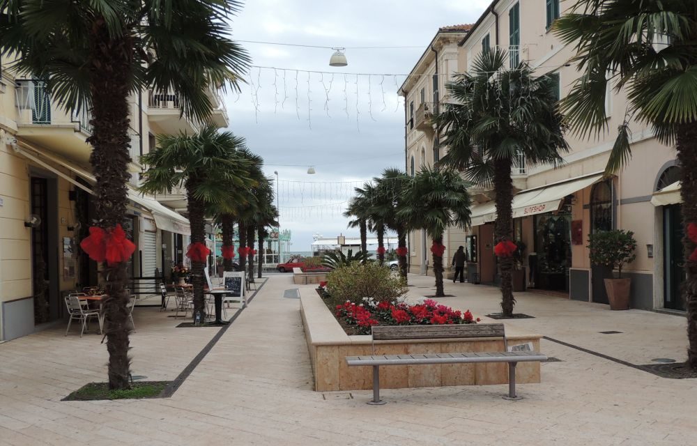 Ecco come Gestioni Municipali effettua la manutenzione del verde a Diano Marina