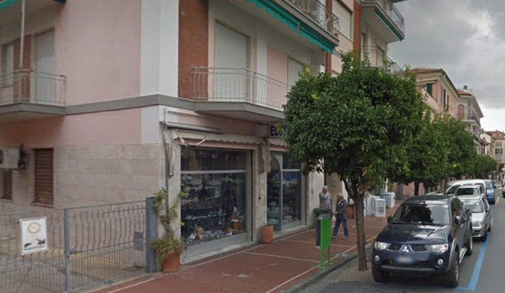 Muore a 46 anni la moglie del titolare del negozio di elettrodomestici “Eletron” in via Milano. Oggi i funerali