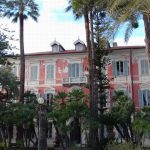 Diano Marina celebra l’arte contemporanea con la mostra “Oltre la superficie”: le opere di Bonalumi, Zappettini e Atchugarry dialogano al Palazzo del Parco da sabato 28 marzo.