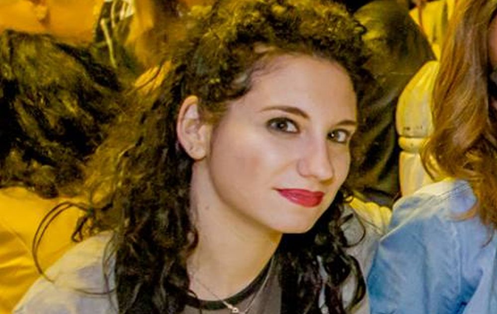 I giovani all’estero per trovare lavoro? Giulia Brogi rimane a Diano Marina e gestisce il negozio della mamma