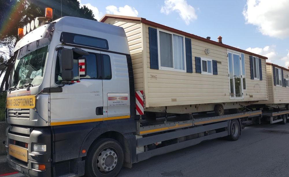 Nuove case mobili al Campeggio Edy di Diano Marina, scattano i divieti per farle passare per 4 venerdì