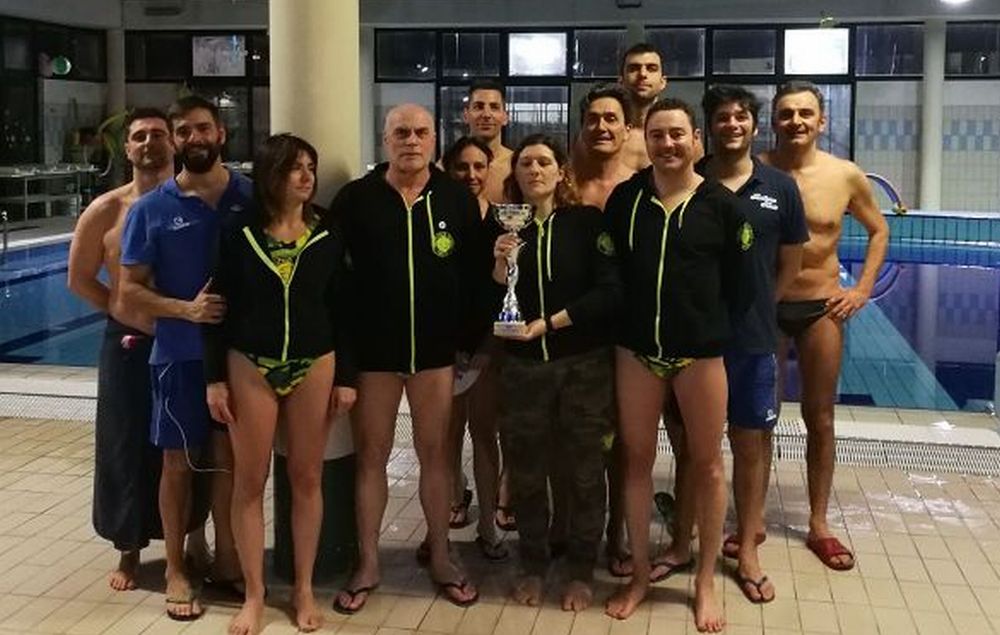 Grande prestazione degli atleti tortonesi del Derthona ai Campionati regionali di nuoto Master con 70 medaglie