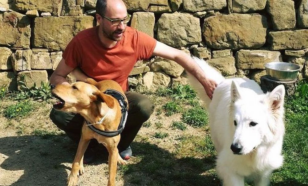 E’ pronta l’area di addestramento per i cani a Diano Marina gestita da Giorgio Cardone. Dov’è e cosa si fa