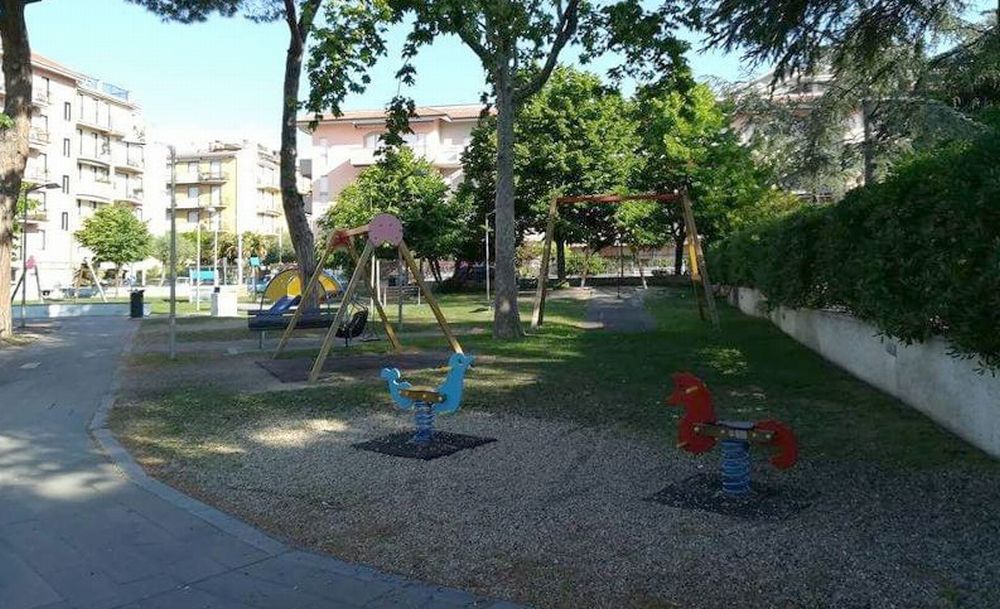 Luciana Littizzetto parla della speciale altalena che c’è a San Bartolomeo al mare