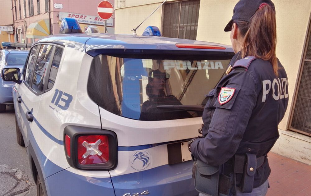 Sanremo.  Rubano carte di credito e fanno acquisti in Riviera: due italiani residenti in Piemonte indagati dalla Polizia di Stato
