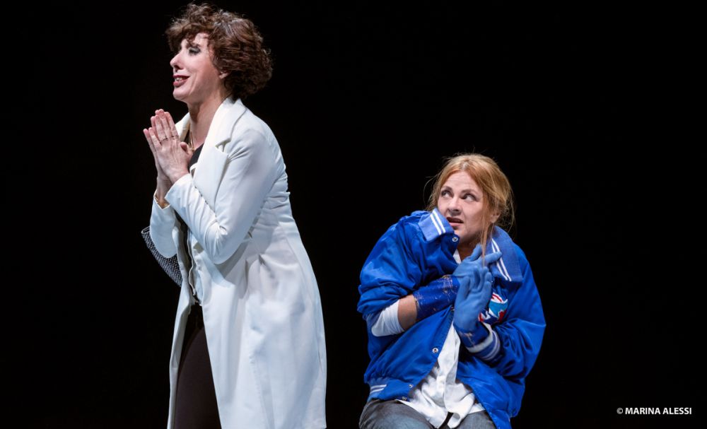 Marina Massironi e Alessandra Faiella domenica in sena al Civico di Tortona con lo spettacolo “Rosalyn”