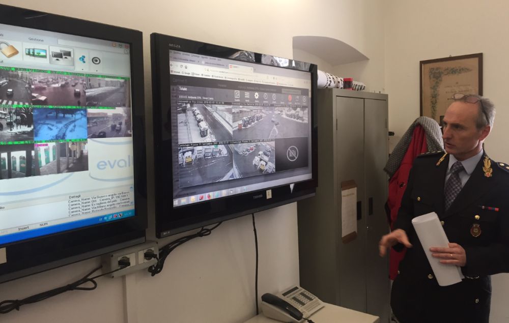 Alessandria dice basta ai vandali dei cassonetti e vara un Piano di videosorveglianza