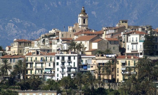Bordighera rifà una rotonda e alcuni marciapiedi