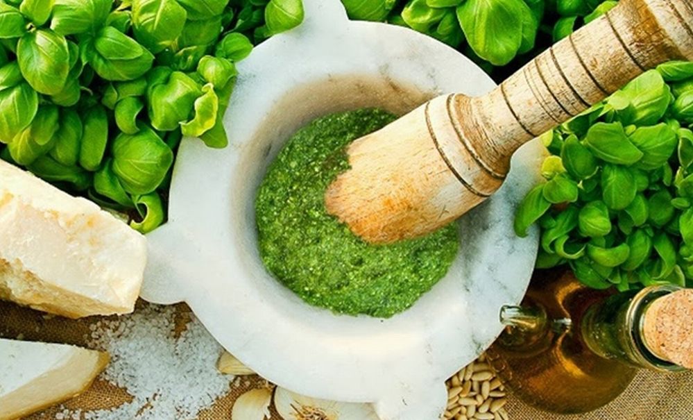 Settimana del pesto, la raccolta firme (già 30 mila) a Diano Marina, Arentino e Castello continua fino a domenica