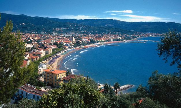 Il custode di una villa a Diano Marina simula una rapina per intascare i soldi. Scoperto dai Carabinieri