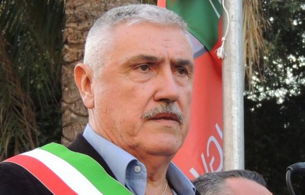 Un uomo occupa abusivamente un alloggio a Diano Marina il comune interviene