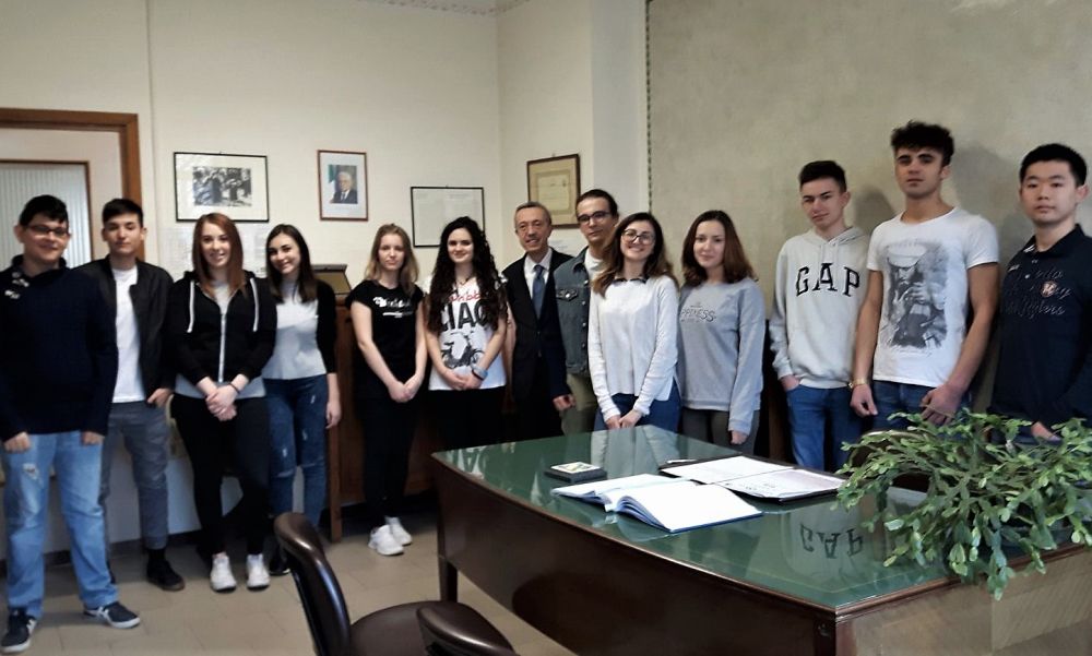 I giovani del “Marconi” di Tortona vincono il concorso “Diventiamo cittadini europei”
