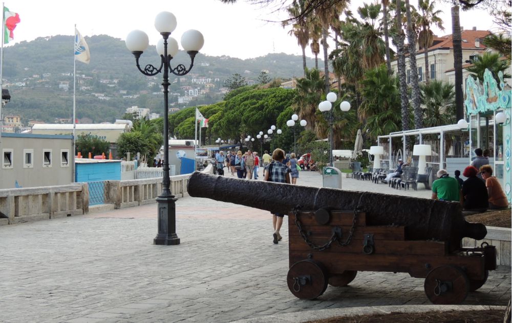 Dati di Novembre: turismo sempre a picco a Diano Marina. Bene gli stranieri (+1,17%) male gli italiani (-9,19%)