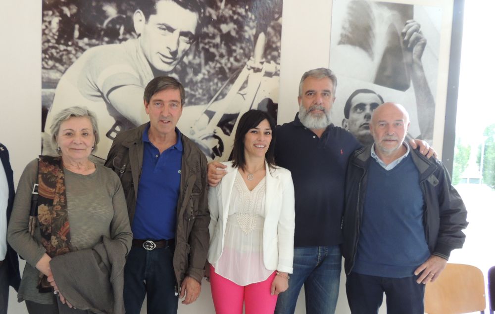 Tortona rende omaggio a Fausto Coppi inaugurando un’esposizione di gigantografie alla presenza dei figli Faustino e Marina