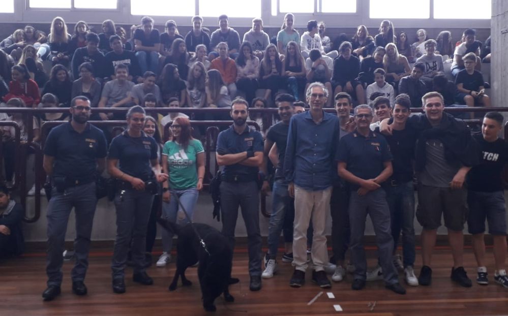 A Imperia e Sanremo le unità cinofile della Polizia