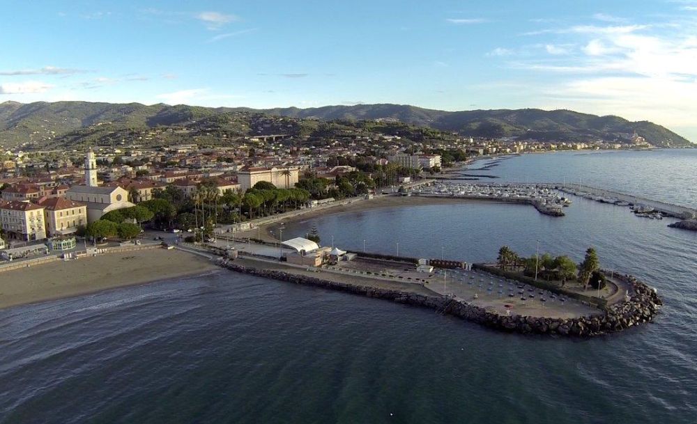 Venerdì e Sabato a Diano Marina ultimo appuntamento per due delle principali rassegne estive: Diano Cover e l’estate musicale .