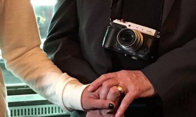 Un ricordo di Don Angelo Vecchini di Alessandria, il sacerdote che amava la fotografia