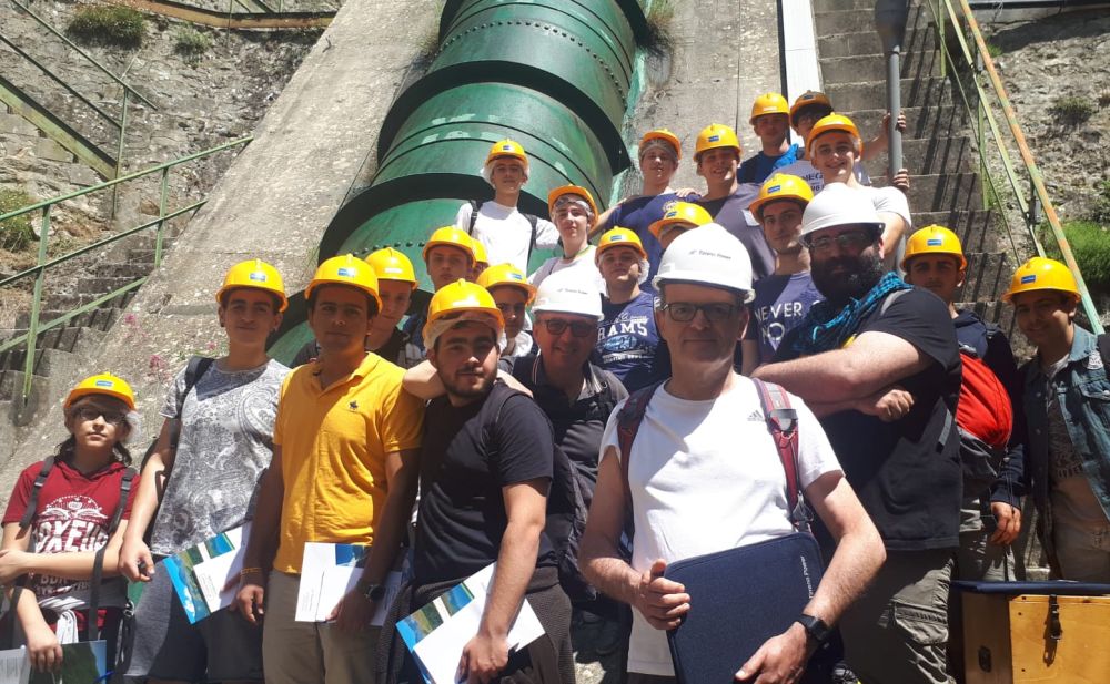 Gli studenti del Marconi di Imperia in visita alla centrale  idroelettrica di Airole