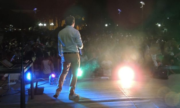 A Diano Marina Gianni Rossi è sempre il top con “Balliamoci l’estate”. Le immagini