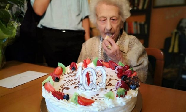 Centenaria cieca festeggiata ad Alessandria