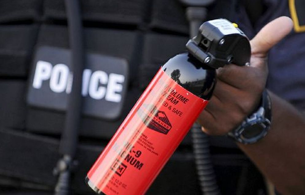 La Polizia di Ventimiglia pone fine ad una rissa con lo spray al peperoncino