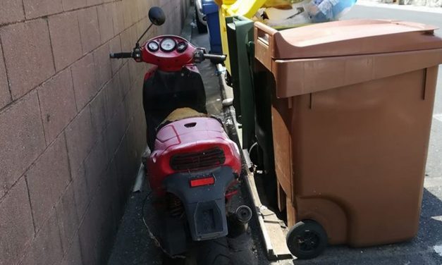Rifiuti ingombranti nel Golfo Dianese: ma gli spazzini davvero porteranno via la moto?