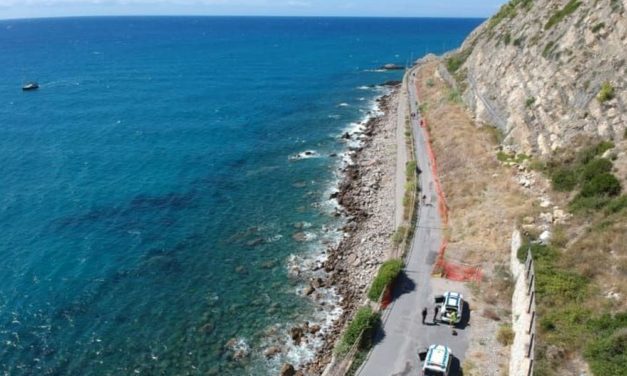 Un deposito abusivo di merce contraffatta sull’Incompiuta scoperto dai Vigili di Diano Marina